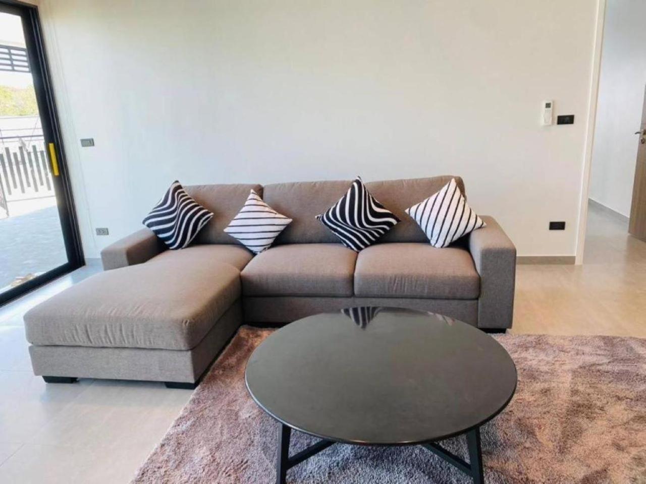 Sivana Villas HHQ Habitación foto